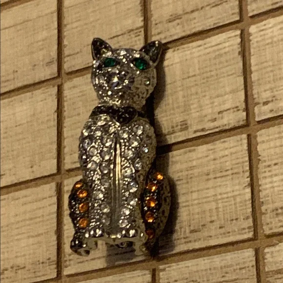 Vintage Cat Brooch - Picture 4 of 4